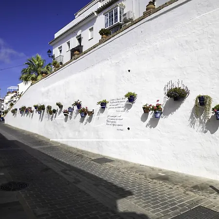 Enjoy2rent Charcones En Pueblo * Mijas
