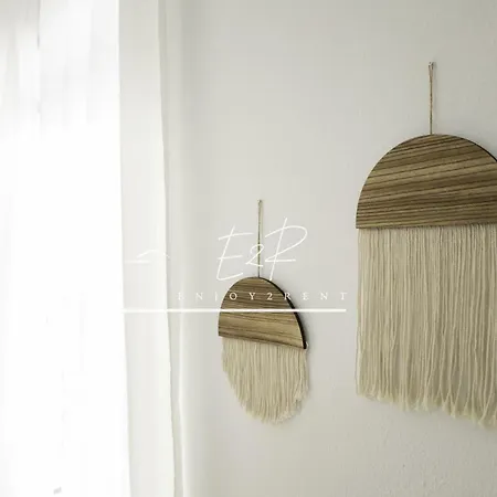 Enjoy2rent Charcones En Pueblo Apartmán *